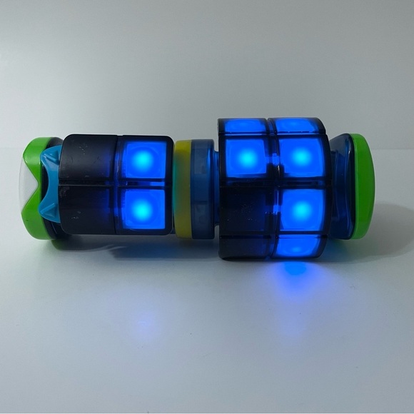 Tetris Bop It Hasbro Toy Puzzle Electronic Hand Held Game Strategy Game - Picture 2 of 10